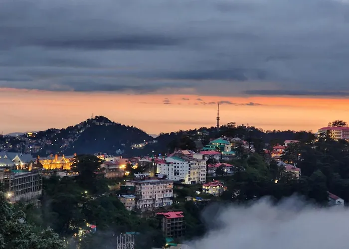 Florence B&B Near Mall Road - Amazing Valley View Shimla
