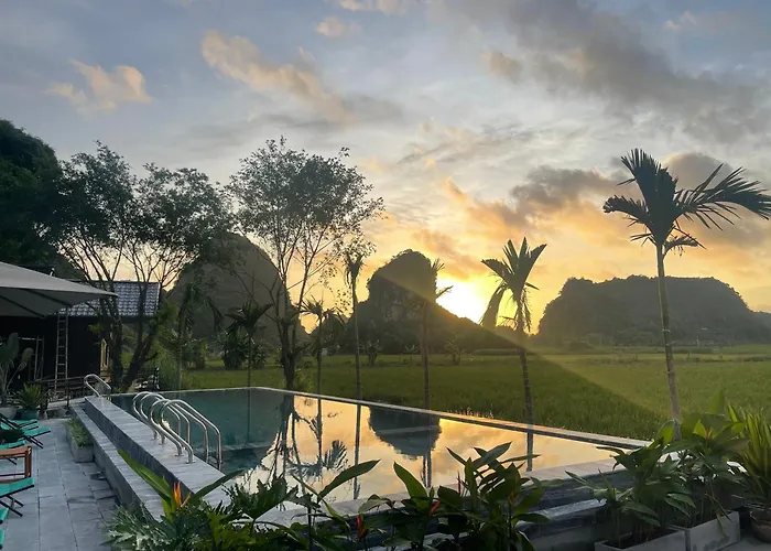 Ninh Binh Mountainside Bungalow