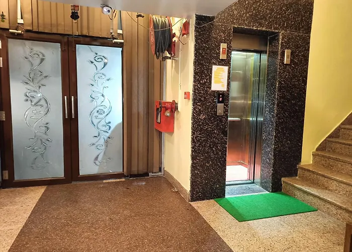 Hotel Aman Palace Prayagraj