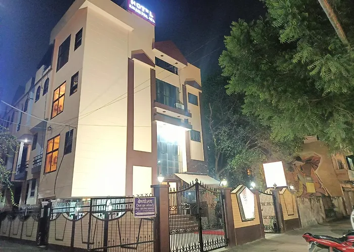 Hotel Aman Palace Prayagraj