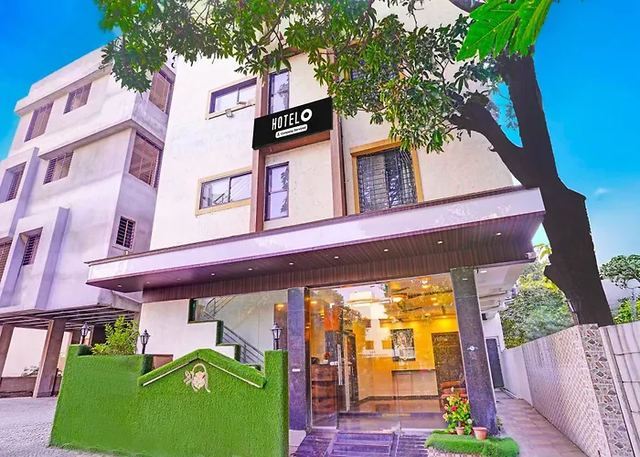 Hotel O Prasadalaya Saibaba Mandir Shirdi