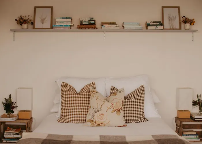 Hinterland Retreat Hotel Gisborne