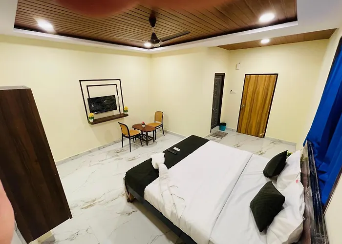 Hotel Br Palace - Airport Zone Shamshabad , Hyderabad