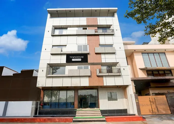 Super Townhouse Taj Nagri Phase 2 Formerly Grand Rivera Agra 