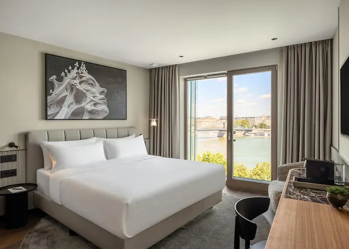 Leon Hotel&Lounge Budapest