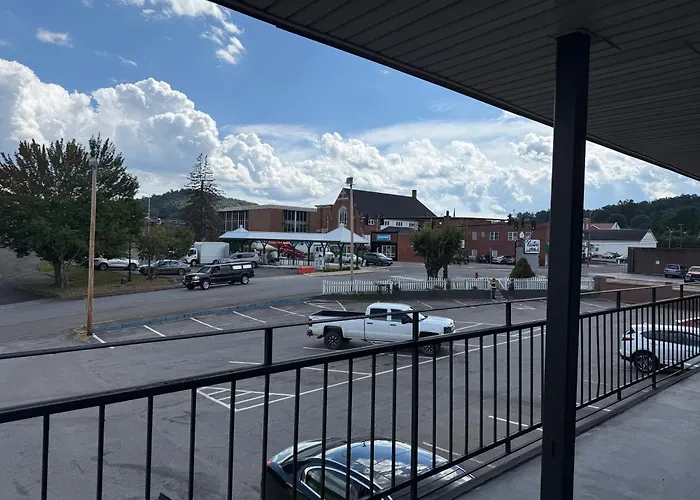 Visitors Inn Galax