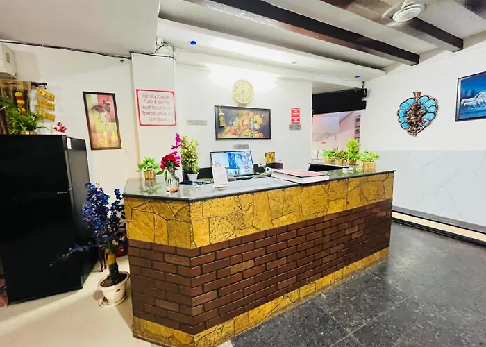 Happy Residency - Near Saket Metro Hotel New Delhi