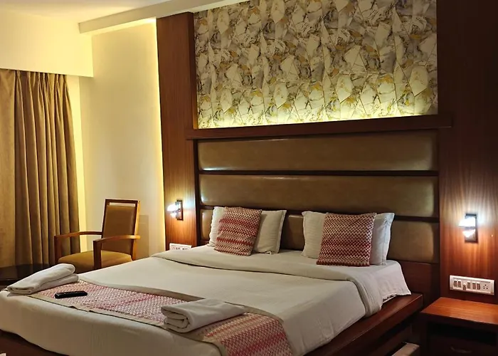 The Crown Business Hotel Bhayandar