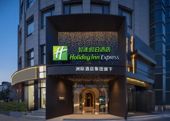 Holiday Inn Express Shanghai On The Bund By Ihg