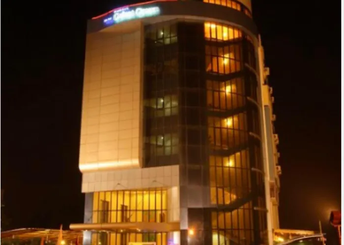 Hotel Orient Crown, Kolhapur