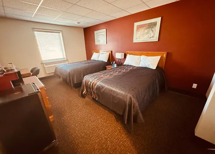 Red Rock Hotel & Suites Hibbing