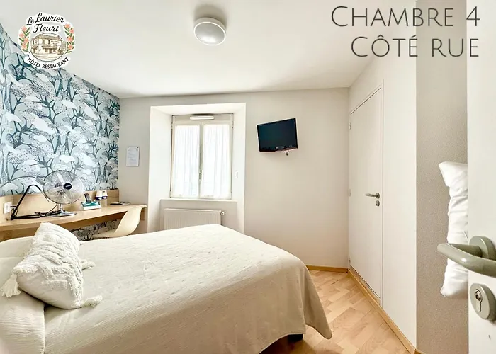 Logis Hotel Le Laurier Fleuri Vertou