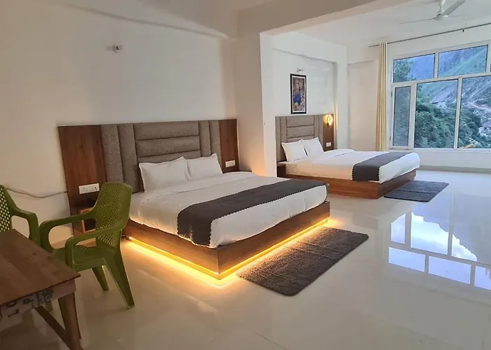 Hotel Gurudeva, Govindghat Joshimath