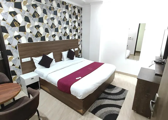 Hotel Urban S R Luxury Palace Near Igi Airport New Delhi