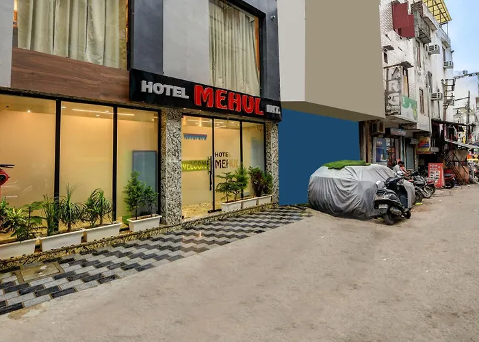 Hotel Mehul International -Near New Delhi Railway Station, Paharganj & Connaught Place