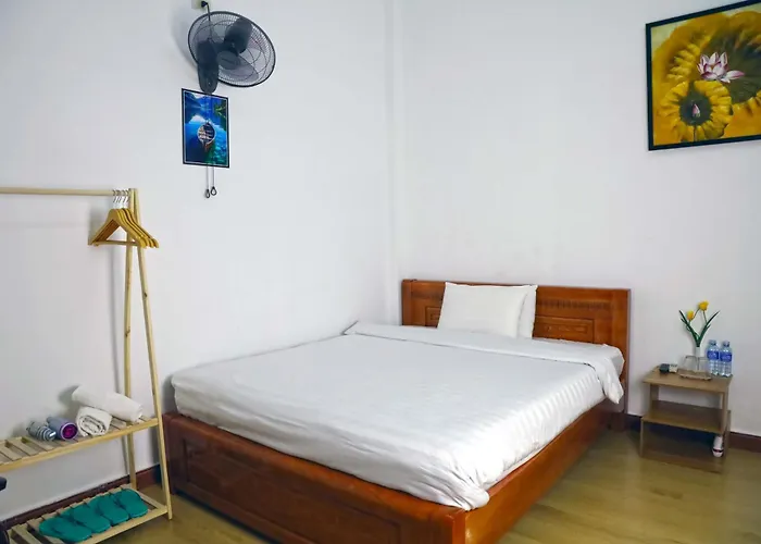 Velvet Rose Hotel Huế