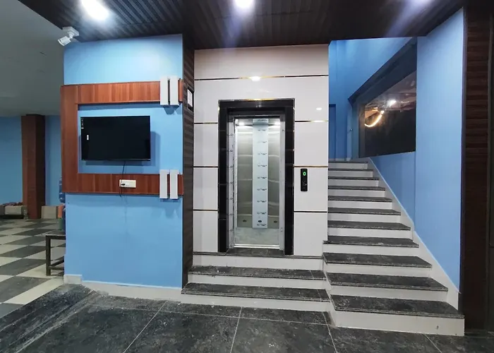 Jai Shree Radhay Krishna Dham Hotel Vrindavan