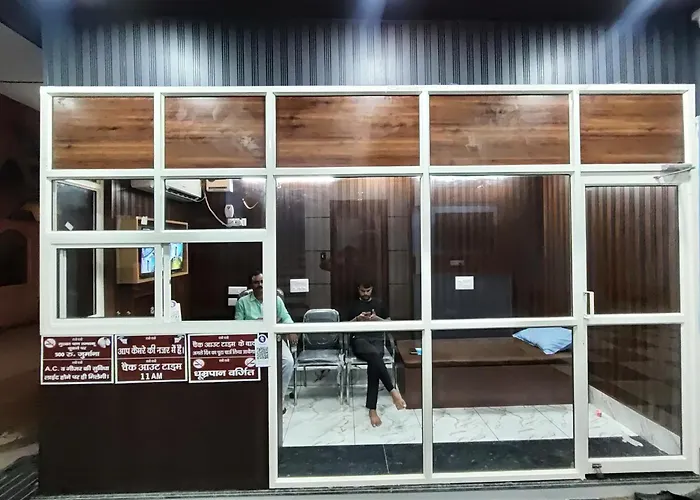 Jai Shree Radhay Krishna Dham Hotel Vrindavan