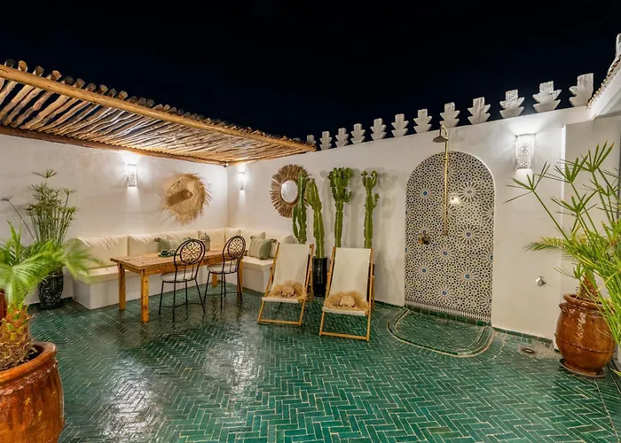 Riad Touria privatisé 5 chambres Rooftop et petit déjeuner Marrakesh