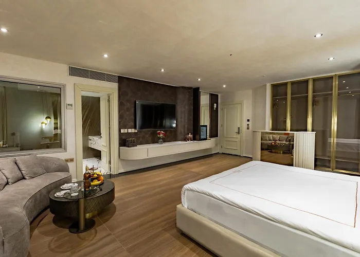 Grand Opera Hotel & Casino & Spa Girne