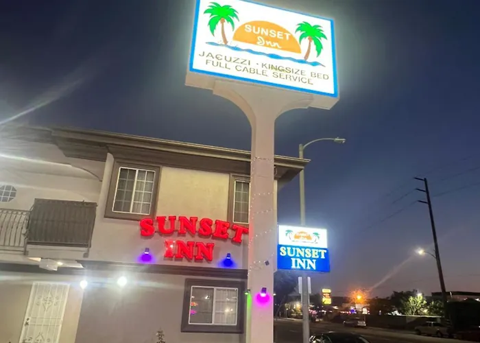Sunset Inn & Suites Gardena