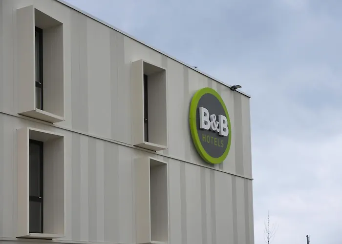B&B HOTEL Carcassonne Rocadest La Cité