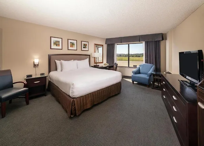 Fairbridge Hotel By Concord Plaza