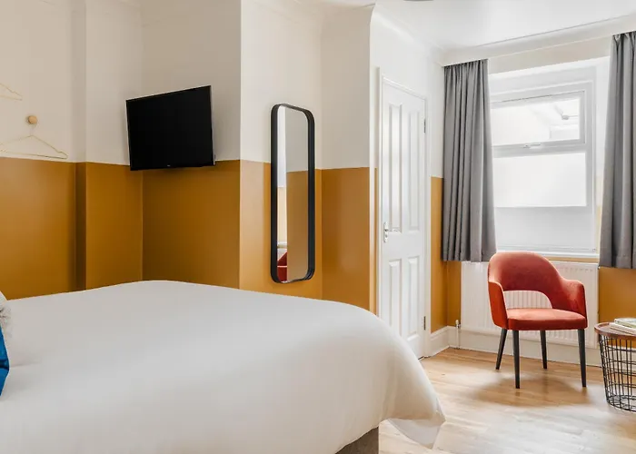Camden Road Hotel London
