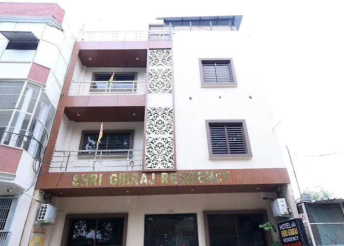 Shri Girraj Residency Hotel Mathura