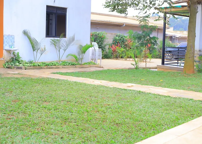 Golden Suites Hotel Entebbe