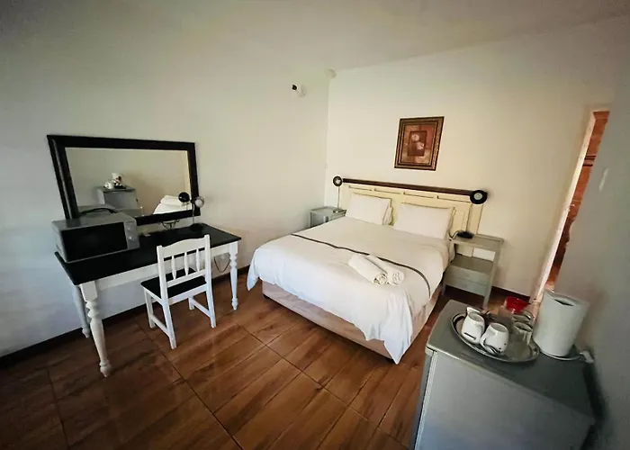 Leruo'S Guest House Kimberley