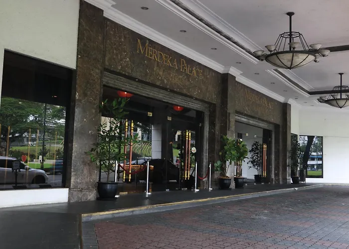 Merdeka Palace Hotel & Suites Kuching