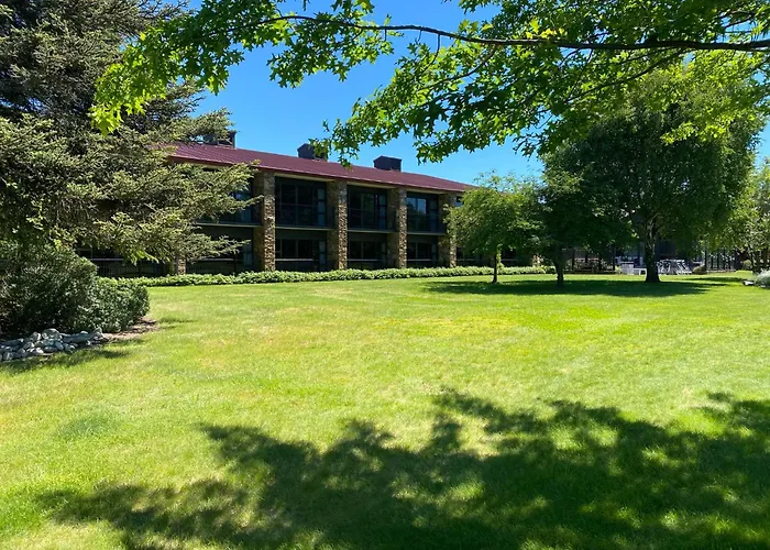 Distinction Mackenzie Country Hotel Twizel