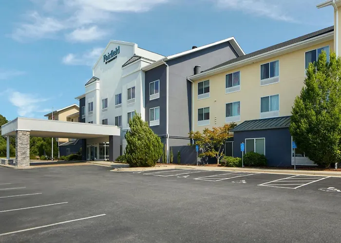 Fairfield Inn And Suites By Marriott South Boston