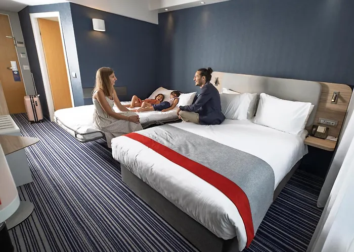 Holiday Inn Express Geneva Airport By Ihg Meyrin