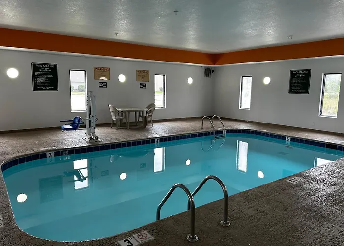 Super 8 By Wyndham Ankeny/Des Moines Area Hotel