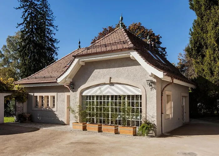 Le Jour Et La Nuit Bed & Breakfast Geneva