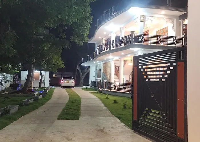 Rs Mahal Hotel Jaffna