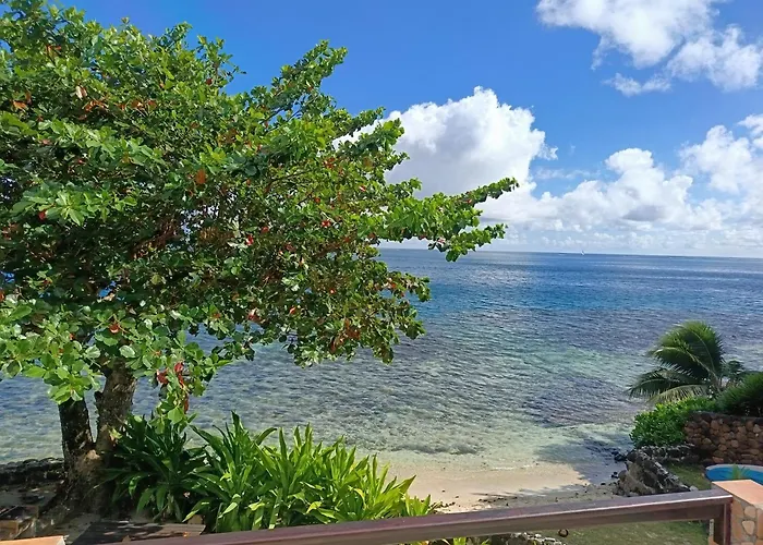 La PERLE de MOOREA Suite Parentale BORD DE LAGON baie d'OPUNOHU