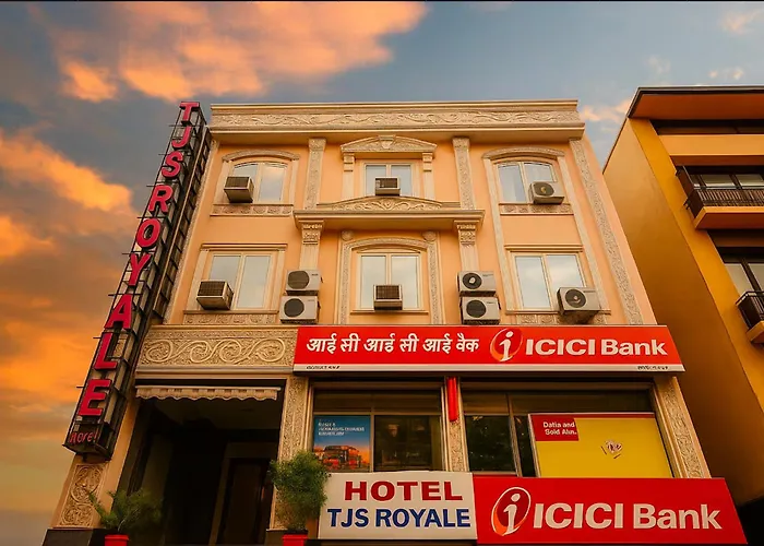 Hotel Tjs Royale, Karol Bagh, Budget Friendly,Great Location,Value Stay New Delhi