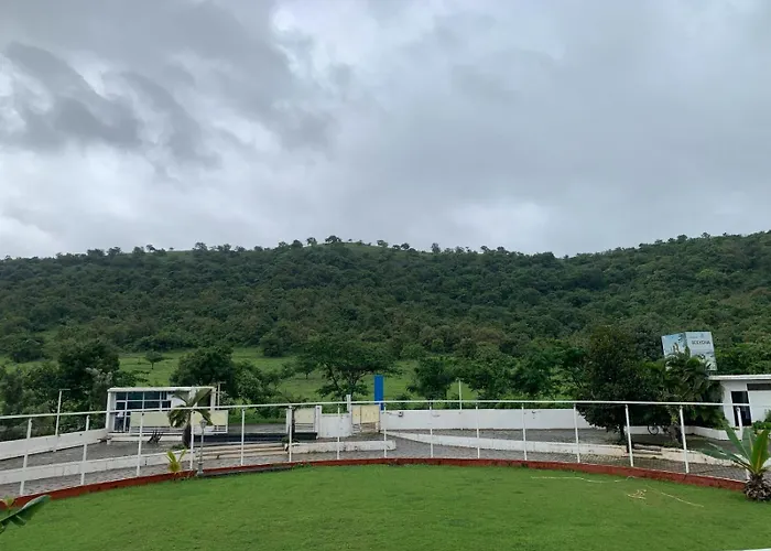 Seeyona Yacht Nashik