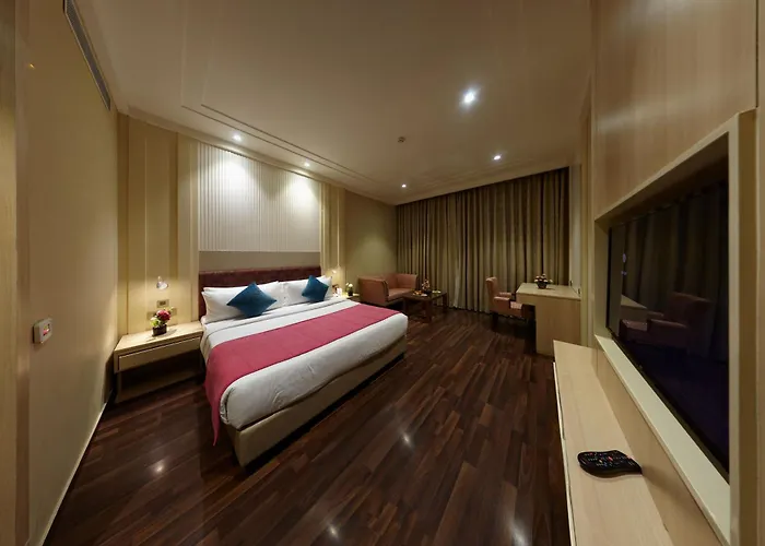 Palm Green Hotel & Resorts New Delhi