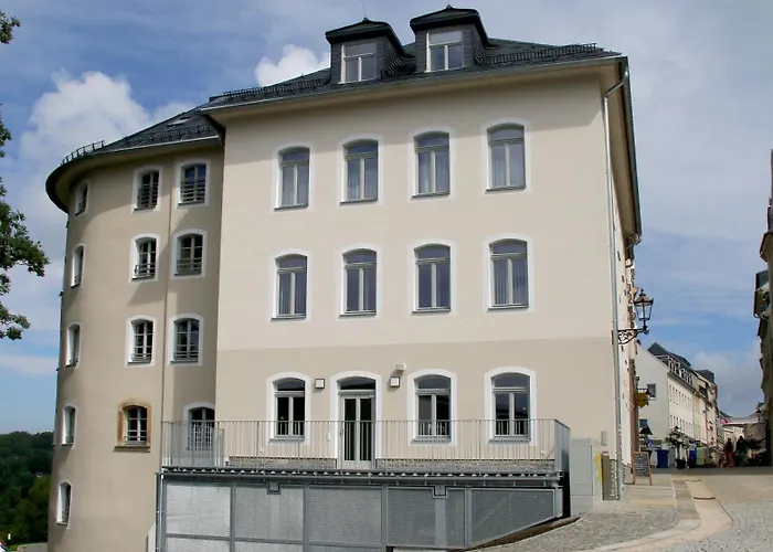 Anna und Sascha, Hotel und Café Annaberg-Buchholz