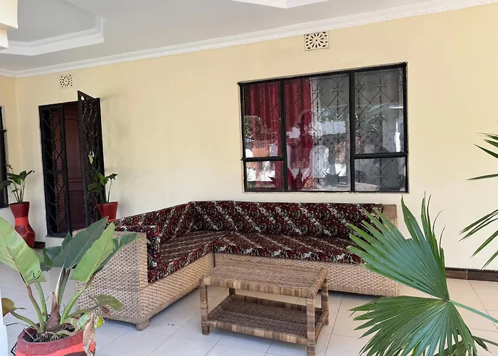 Maasai House Bed & Breakfast Arusha