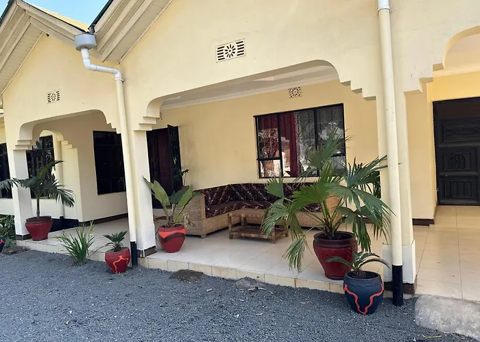 Maasai House Bed & Breakfast Arusha