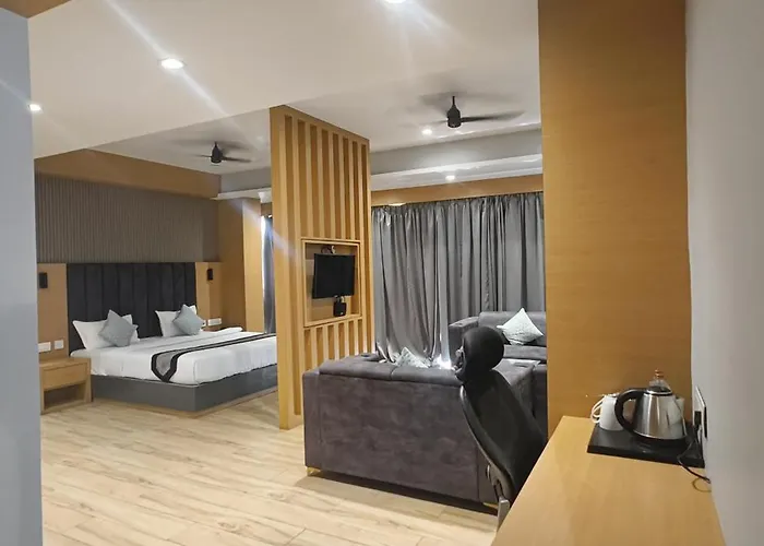 The Four Seasons Hotel & Restaurant Katihar