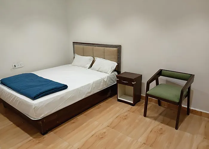 Hotel Aura Inn Nagpur Railway Station Station