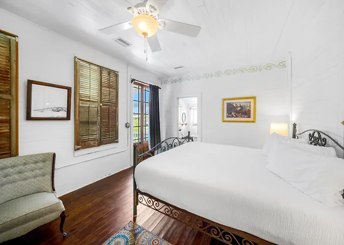 Bowery Inn By Visit Apalach Apalachicola