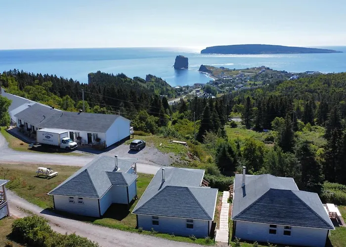 Au Pic De L'Aurore Motel-Chalets Perce