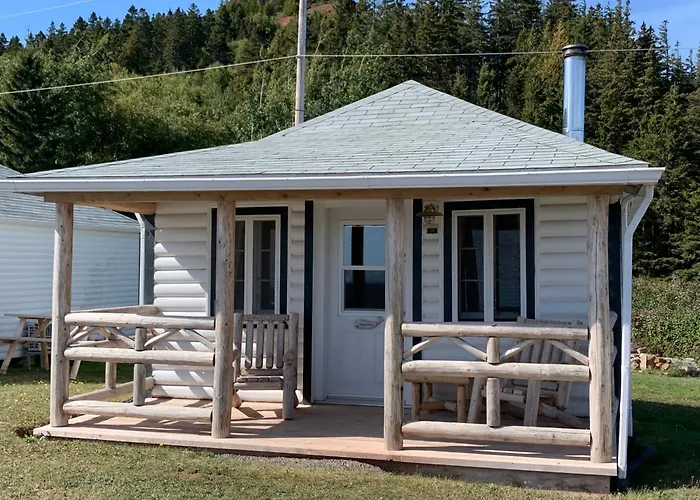 Au Pic De L'Aurore Motel-Chalets Perce
